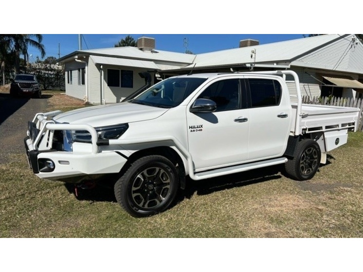 2020 Toyota HiLux SR5 4WD Dual Cab